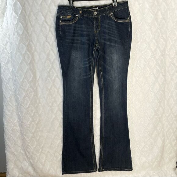 PARIS BLUES Size 13 Juniors - Distressed Bootcut Blue Jeans - embroidered pocket - Picture 3 of 16